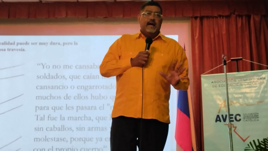 AVEC MOTIVA A TRABAJADORES DE SECCIONALES DE CARACAS EN ENCUENTRO INSPIRADOR