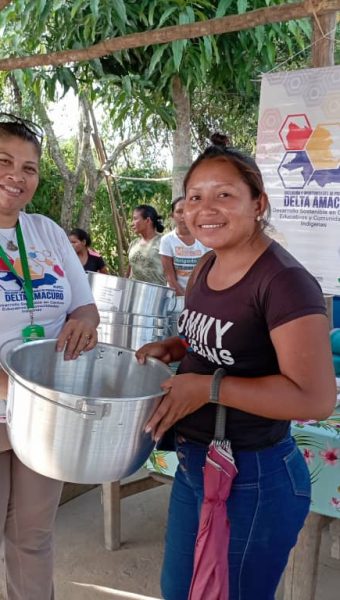 Entrega de kits productivos en la comunidad Jana Matana (5)